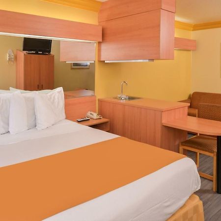 H3 Inn & Suites - Lax Airport - Los Angeles Inglewood Exteriér fotografie