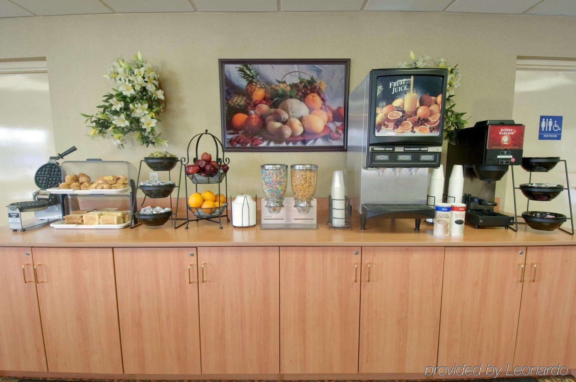 H3 Inn & Suites - Lax Airport - Los Angeles Inglewood Restaurace fotografie